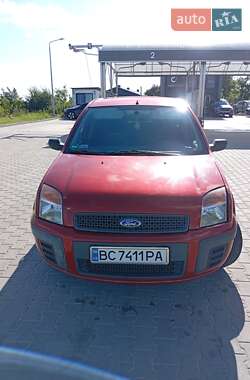 Хэтчбек Ford Fusion 2008 в 