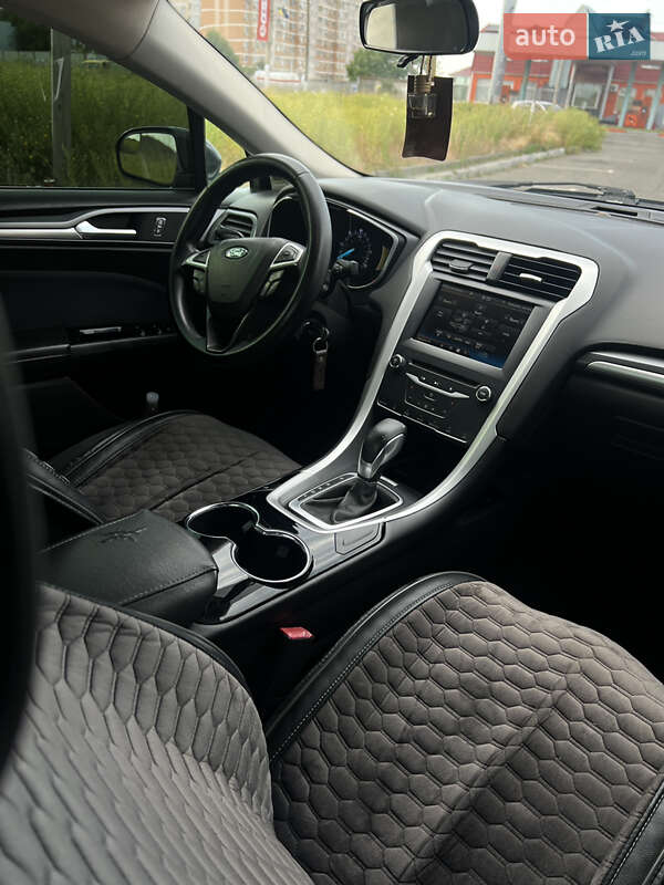 Седан Ford Fusion 2013 в Одессе