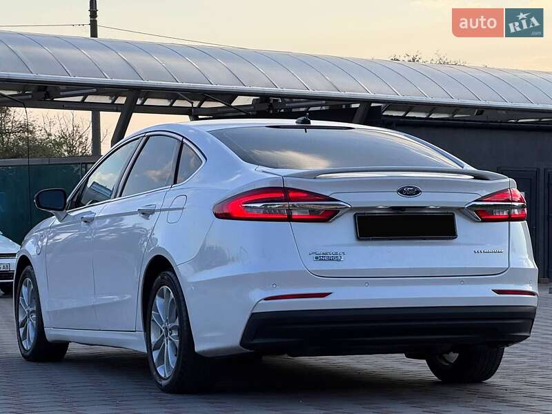Седан Ford Fusion 2019 в Запорожье