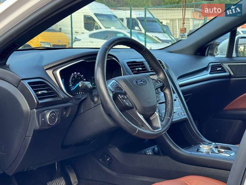 Седан Ford Fusion 2019 в Запорожье