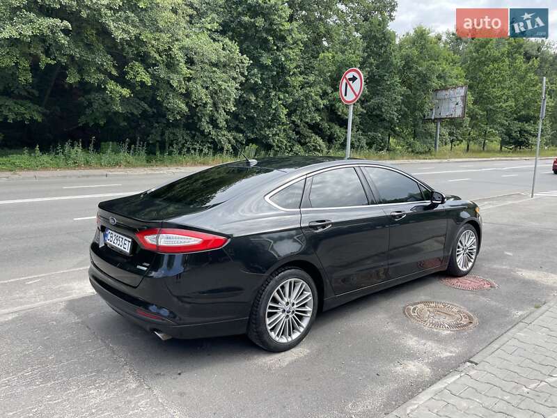 Седан Ford Fusion 2015 в Киеве