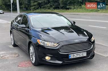 Седан Ford Fusion 2015 в 