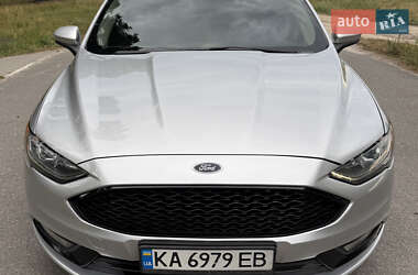 Седан Ford Fusion 2017 в 