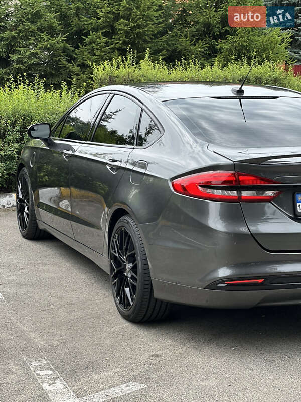 Седан Ford Fusion 2016 в Киеве