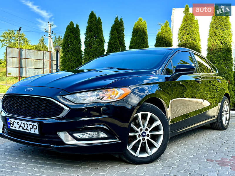 Седан Ford Fusion 2016 в 