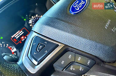 Седан Ford Fusion 2016 в 