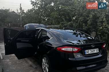 Седан Ford Fusion 2015 в Павлограде