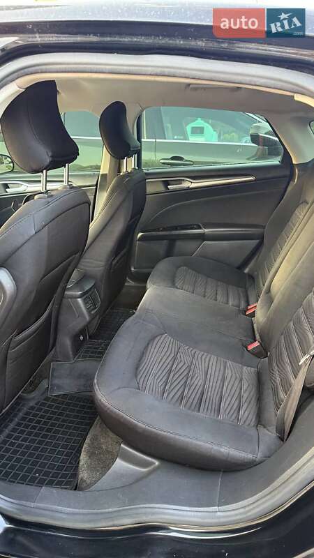 Седан Ford Fusion 2015 в Києві