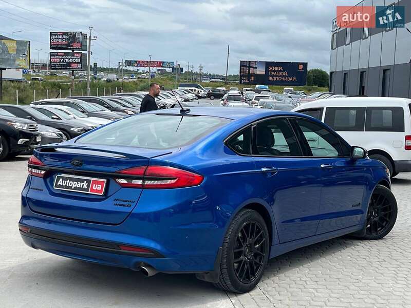 Седан Ford Fusion 2017 в Львові