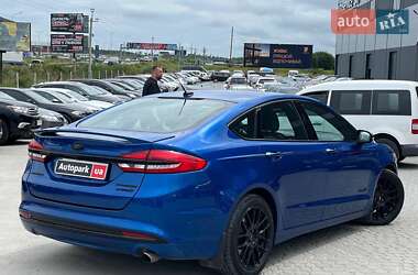 Седан Ford Fusion 2017 в 
