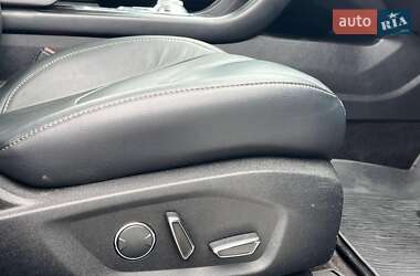 Седан Ford Fusion 2017 в 