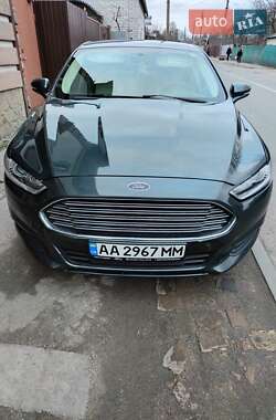 Седан Ford Fusion 2015 в Киеве