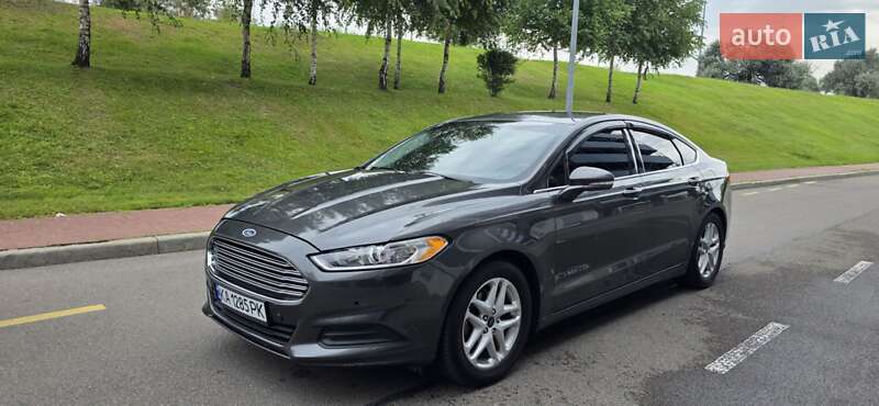 Ford Fusion 2015
