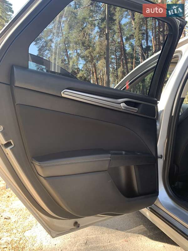 Седан Ford Fusion 2018 в Черкасах фото 15 Седан Ford Fusion 2018 в Черкасах