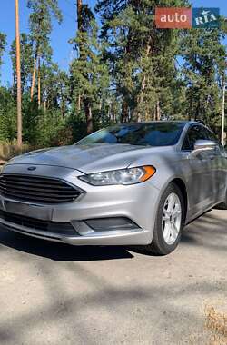 Седан Ford Fusion 2018 в 