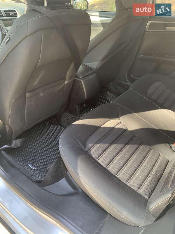 Седан Ford Fusion 2018 в Черкасах фото 42 Седан Ford Fusion 2018 в Черкасах