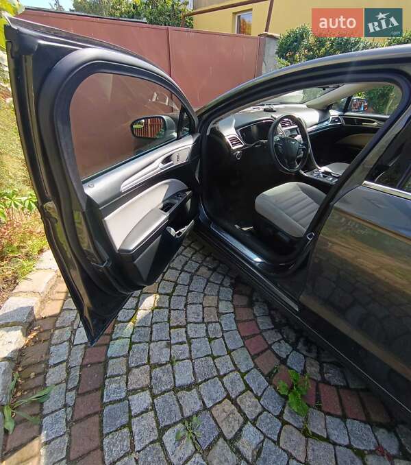 Седан Ford Fusion 2016 в Кременчуге