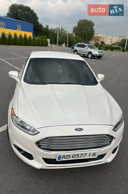 Седан Ford Fusion 2014 в 