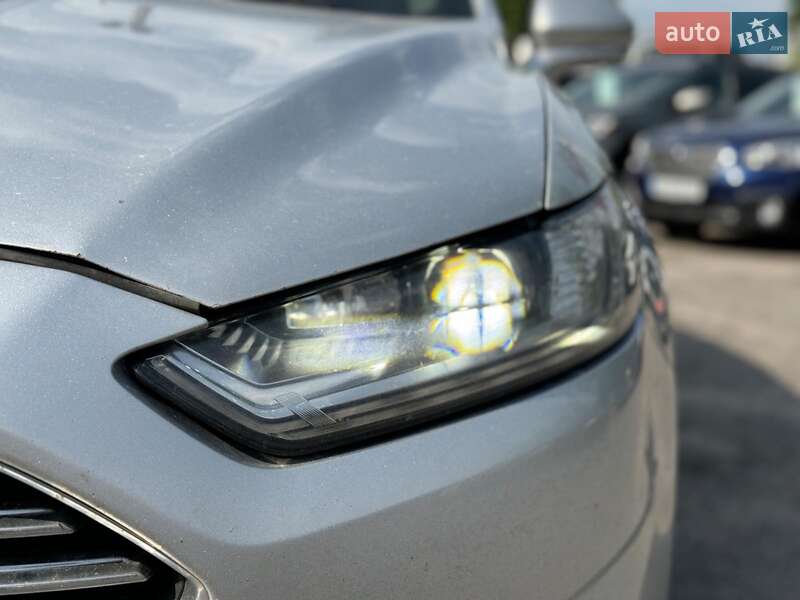 Седан Ford Fusion 2015 в Виннице