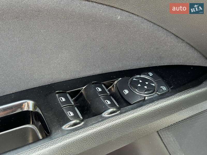 Седан Ford Fusion 2015 в Виннице