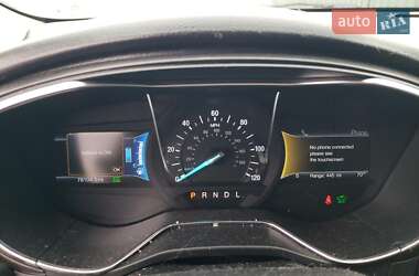 Седан Ford Fusion 2017 в 