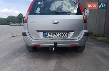 Хэтчбек Ford Fusion 2006 в 