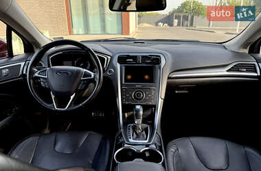 Седан Ford Fusion 2014 в 