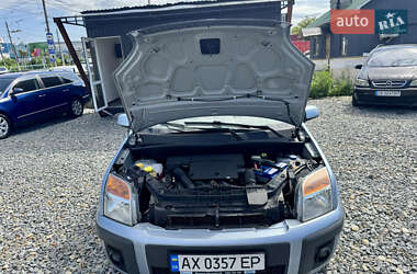Хэтчбек Ford Fusion 2006 в 