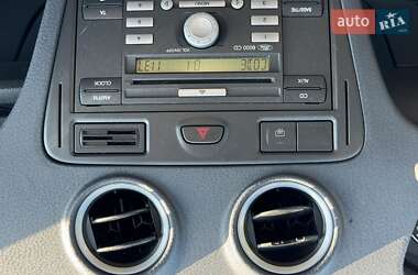 Хэтчбек Ford Fusion 2011 в 