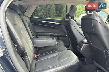 Седан Ford Fusion 2020 в 