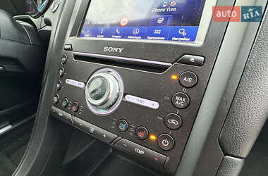 Седан Ford Fusion 2020 в 