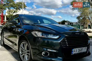 Седан Ford Fusion 2015 в Львове