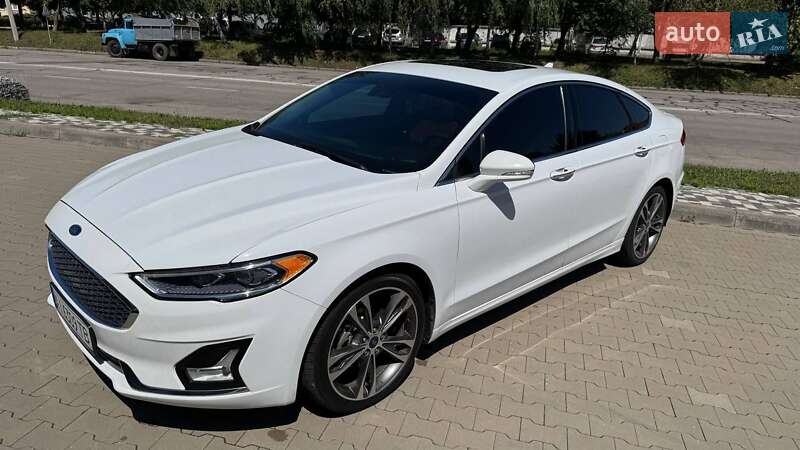 Ford Fusion 2019
