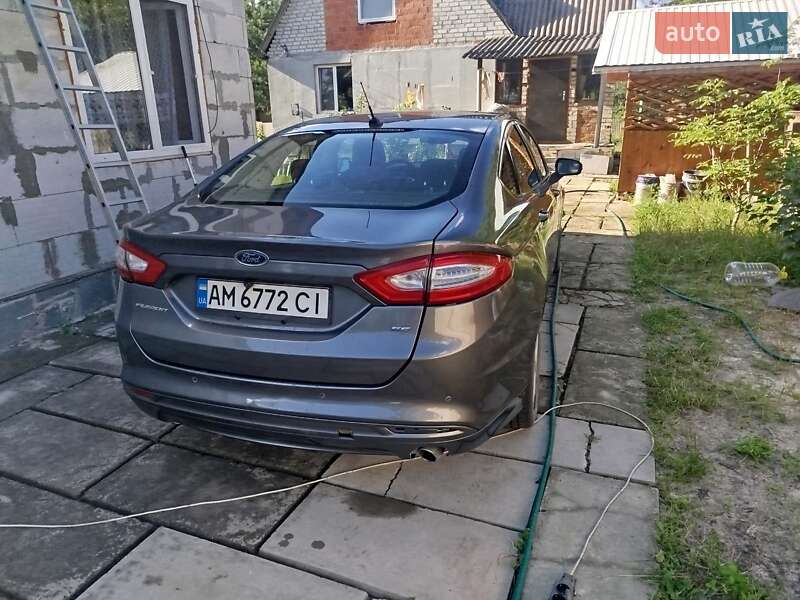 Седан Ford Fusion 2013 в Коростышеве