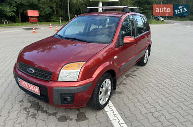 Хэтчбек Ford Fusion 2008 в 