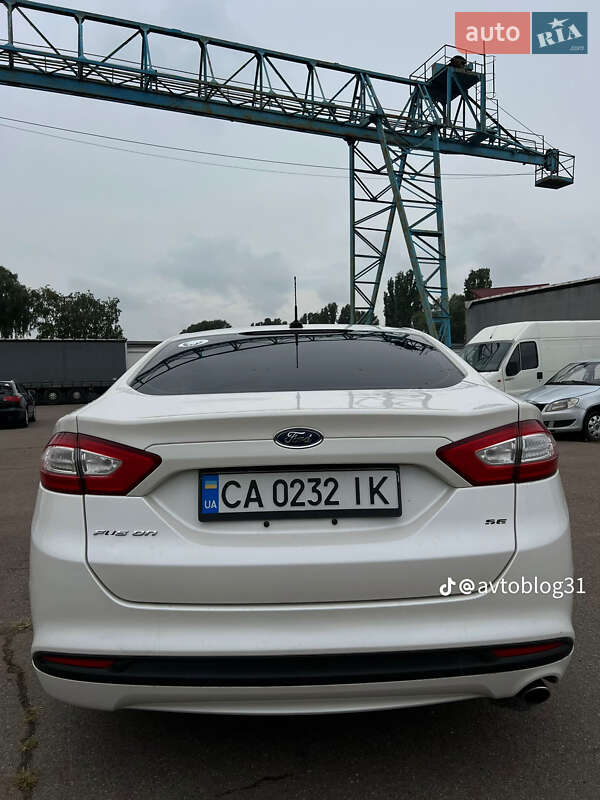 Седан Ford Fusion 2013 в Черкассах
