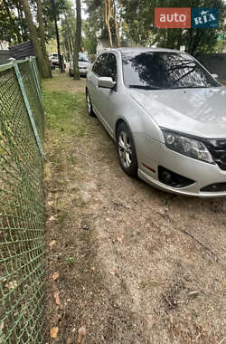 Седан Ford Fusion 2011 в 