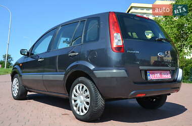 Хэтчбек Ford Fusion 2009 в 