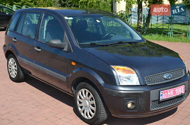 Хэтчбек Ford Fusion 2009 в 