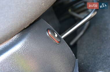 Хэтчбек Ford Fusion 2009 в 