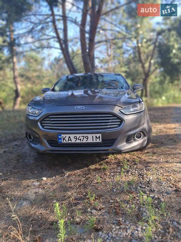 Седан Ford Fusion 2013 в Днепре