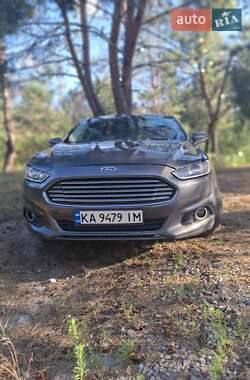 Седан Ford Fusion 2013 в 