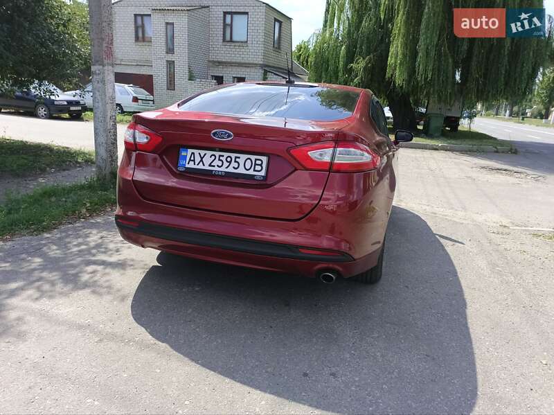 Седан Ford Fusion 2015 в Харькове