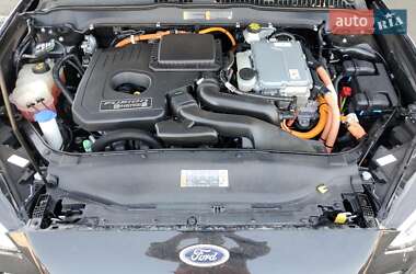 Седан Ford Fusion 2017 в 