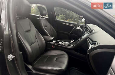 Седан Ford Fusion 2014 в 
