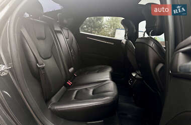 Седан Ford Fusion 2014 в 