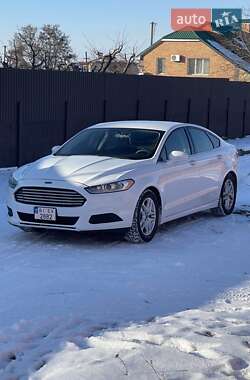 Седан Ford Fusion 2013 в 