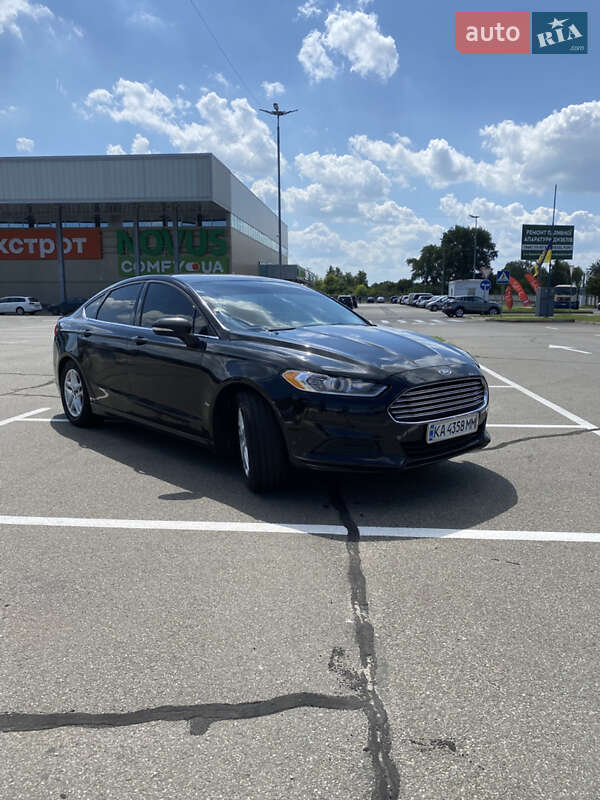 Седан Ford Fusion 2014 в Киеве фото 3 Седан Ford Fusion 2014 в Киеве