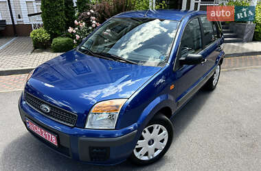 Хэтчбек Ford Fusion 2007 в 