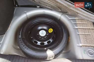 Хэтчбек Ford Fusion 2008 в 